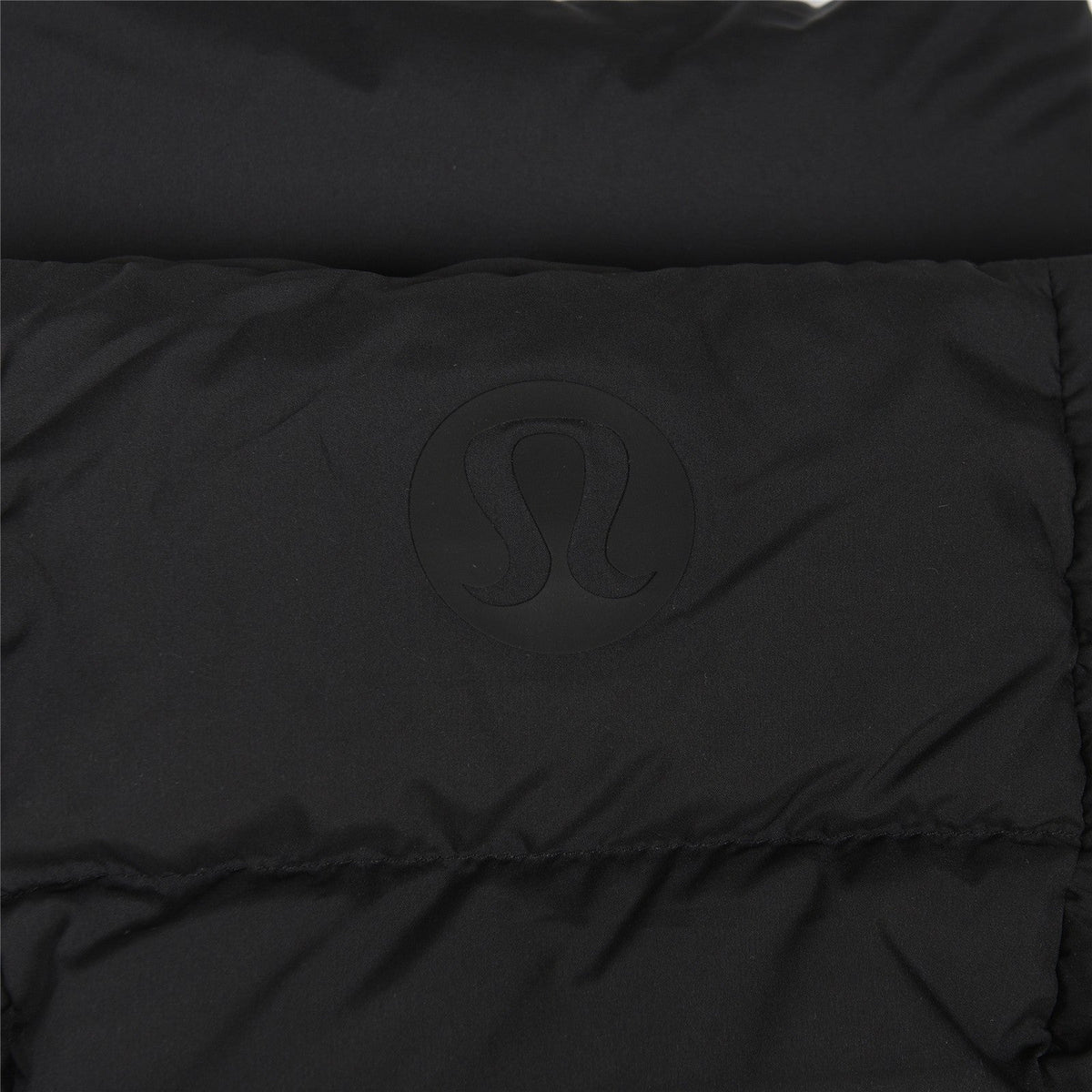 Lululemon Black Wunder Puff Jacket for Women's Cold Commutes